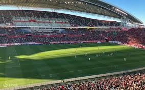 [图]莱昂纳多梅开二度 上海海港险胜武汉三镇